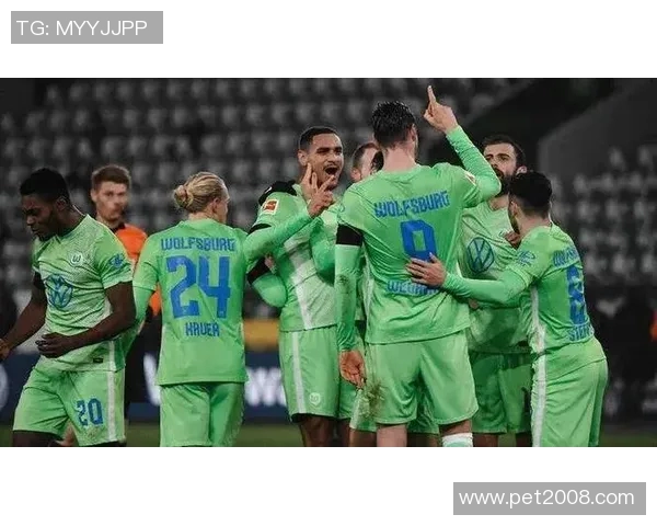 不莱梅与汉诺威激战在即谁能在德甲赛场上笑到最后