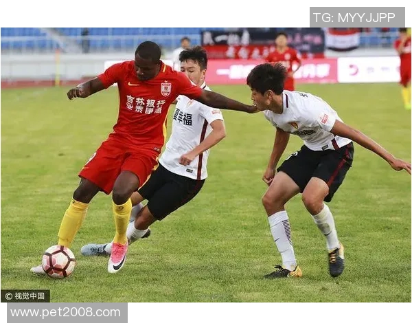 河北华夏幸福迎战长春亚泰争夺中超积分榜关键战役