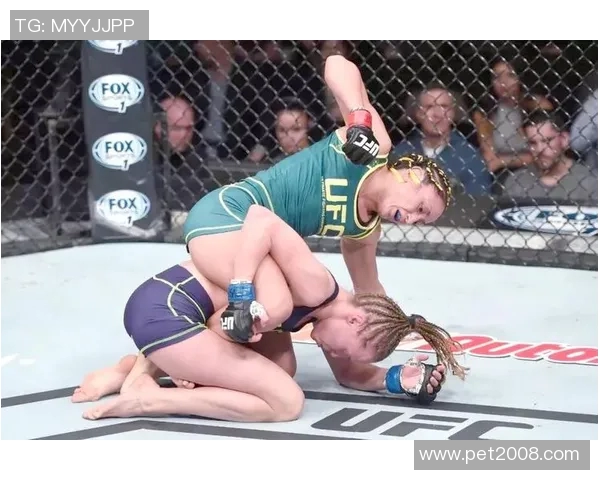 门德斯与埃德加的巅峰对决UFC赛场上的荣耀之战