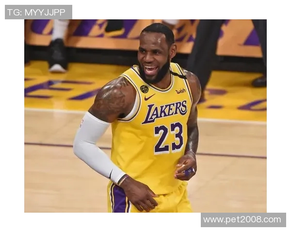 詹姆斯历史性成就达成成首位4万分1万板1万助球员