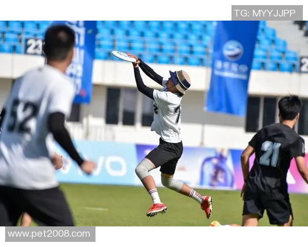 南京飞盘队在攀岩联赛中的意识表现分析与点评